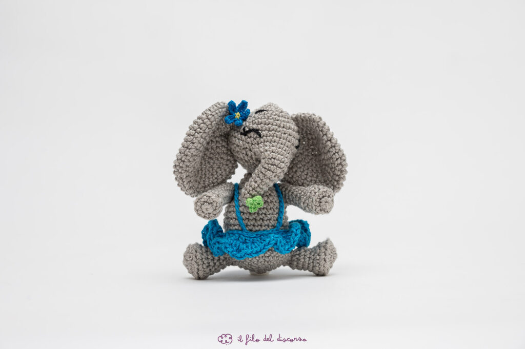 portachiavi elefantina amigurumi