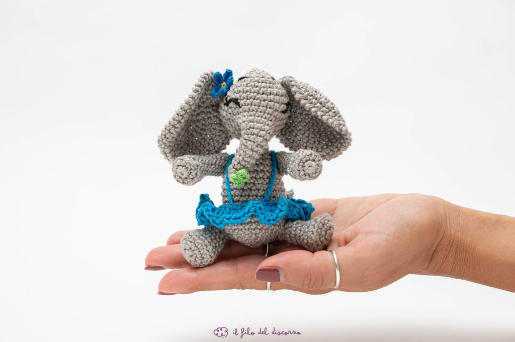 portachiavi elefantina amigurumi