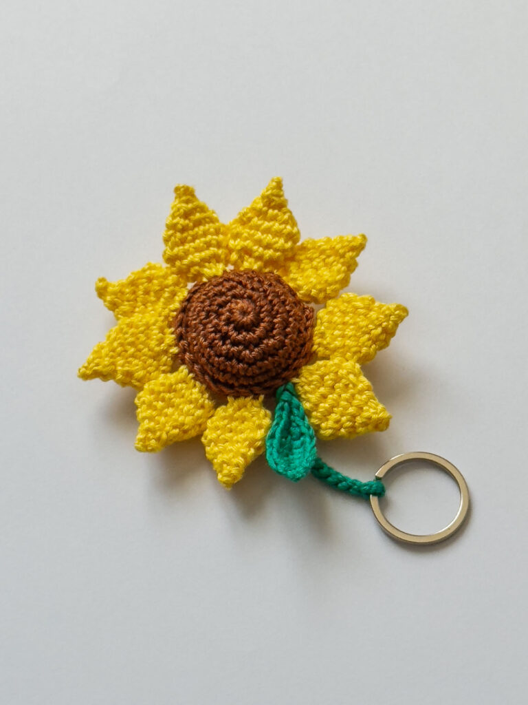 portachiavi-girasole-amigurumi