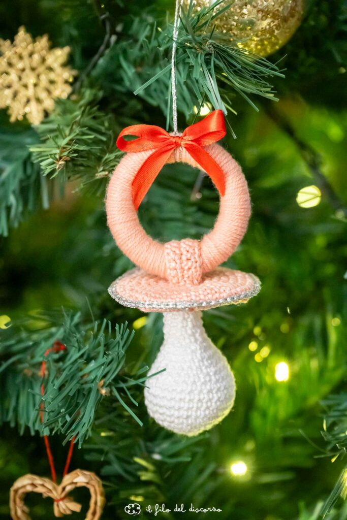 addobbo nascita per Natale ciucciotto